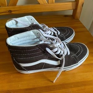 Size 9 Vans high top sneaker